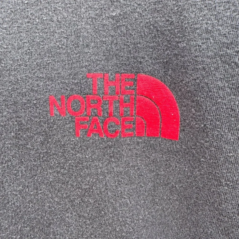 The North Face Red Box Graphic Tee Mens Large Gray Never Stop Exploring